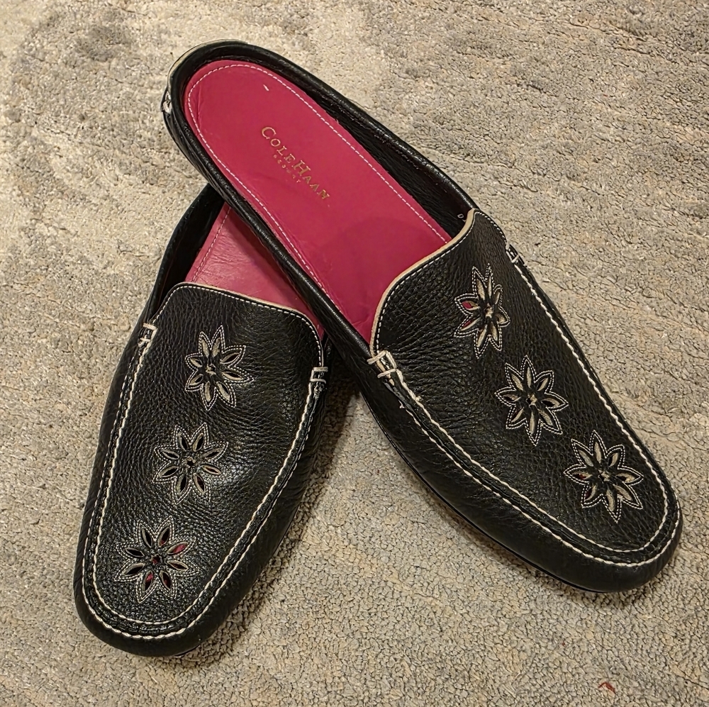 Cole Haan Mules  Pebbled Cut Out Leather Mules Slip On Driving Made In Brazil 9B